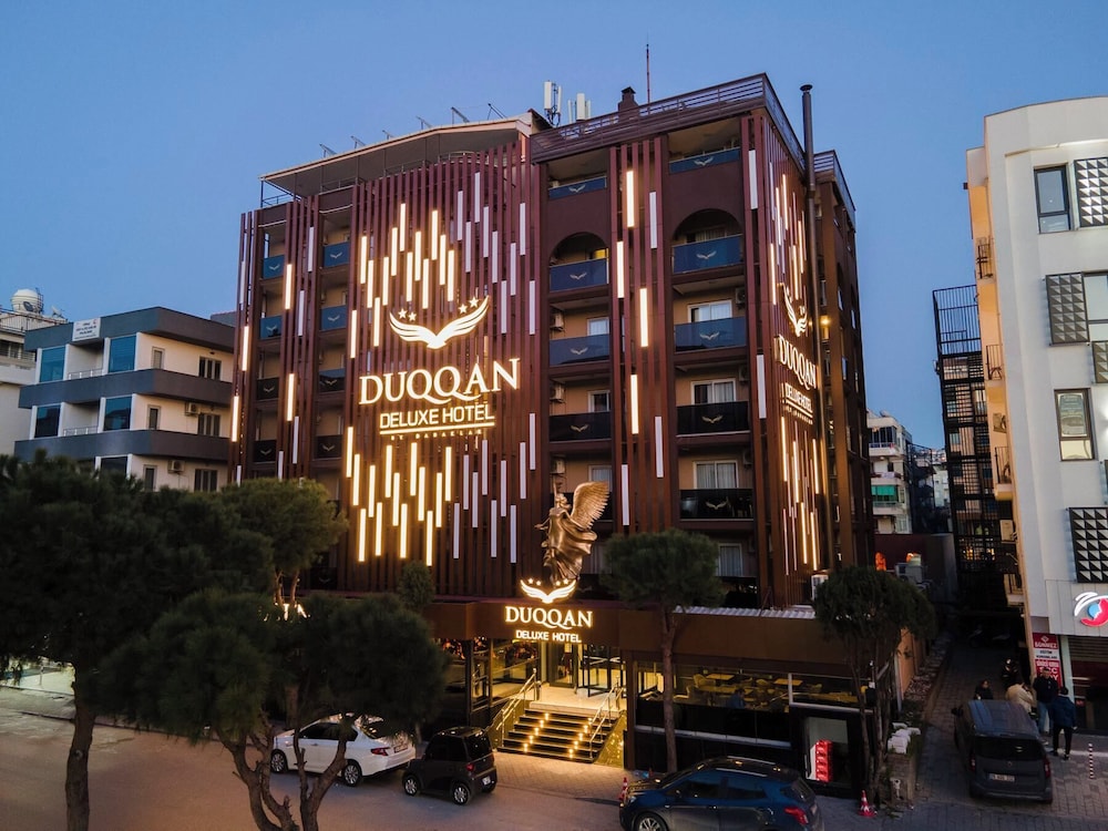 Duqqan Deluxe Hotel 53/63