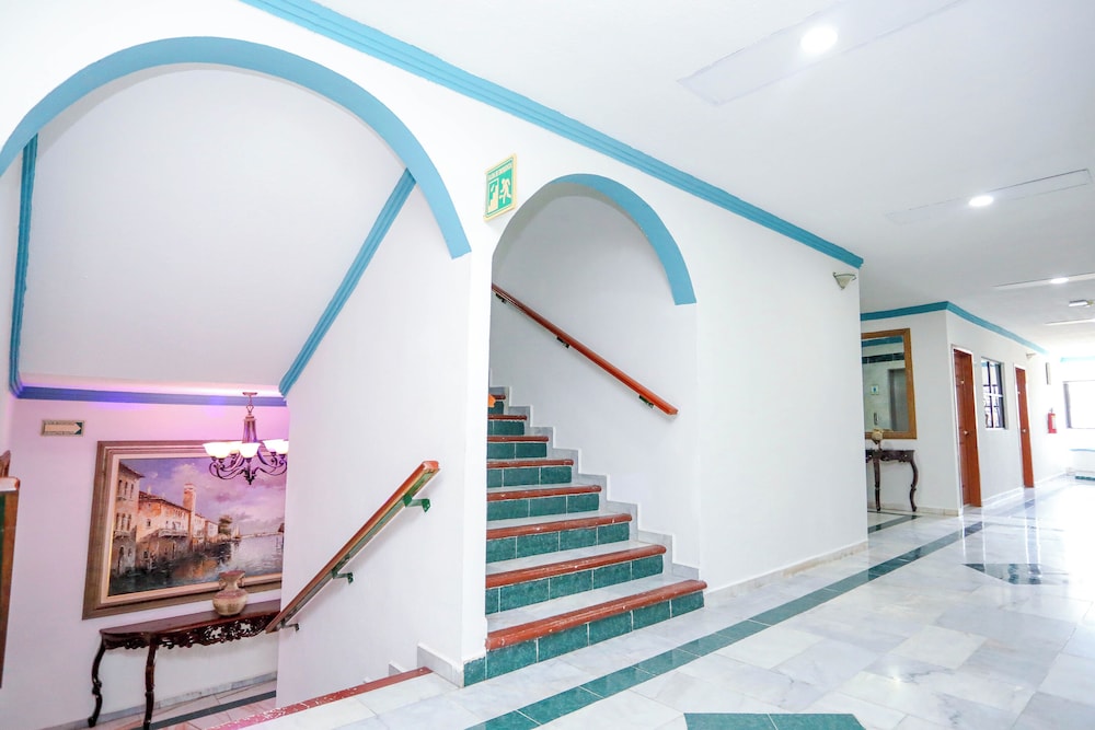 Hotel Avenida Cancun 37/50