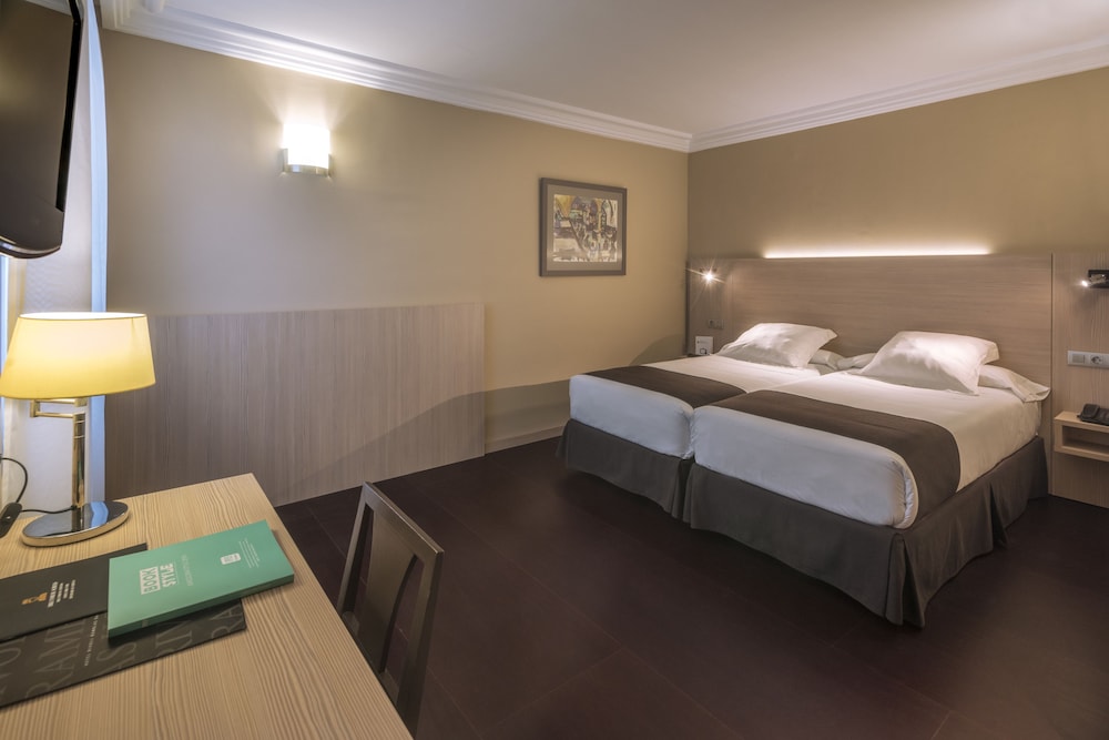 Hotel SERHS Rivoli Rambla 28/66