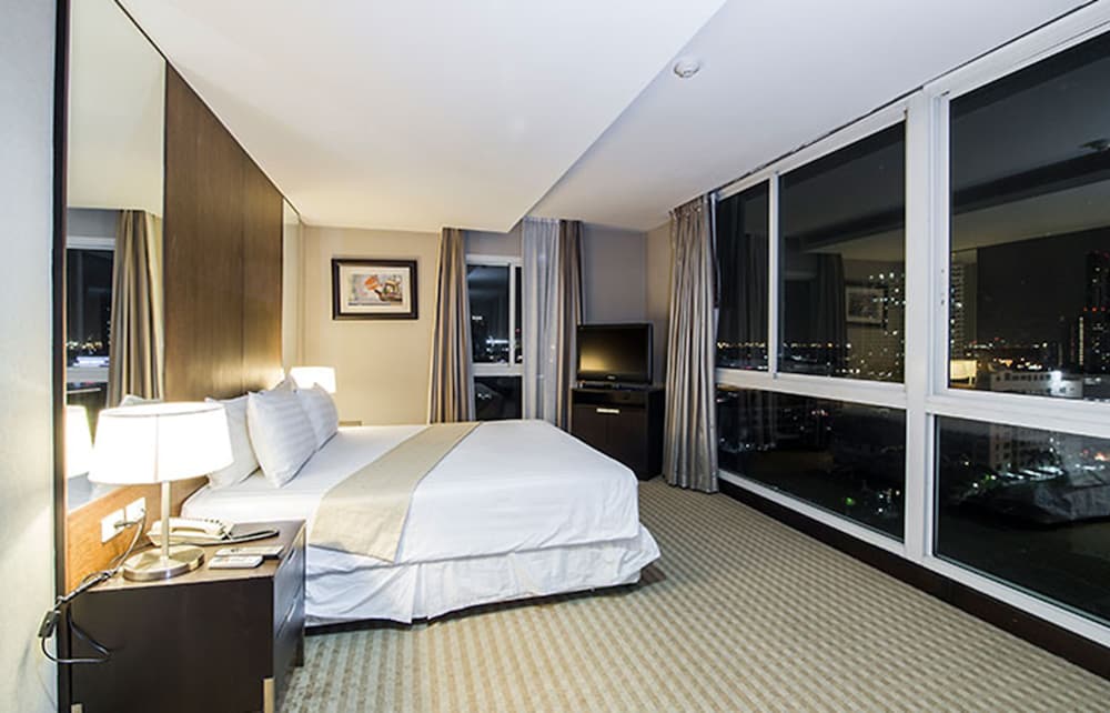 The Narathiwas Hotel and Residence Sathorn Bangkok 26/63