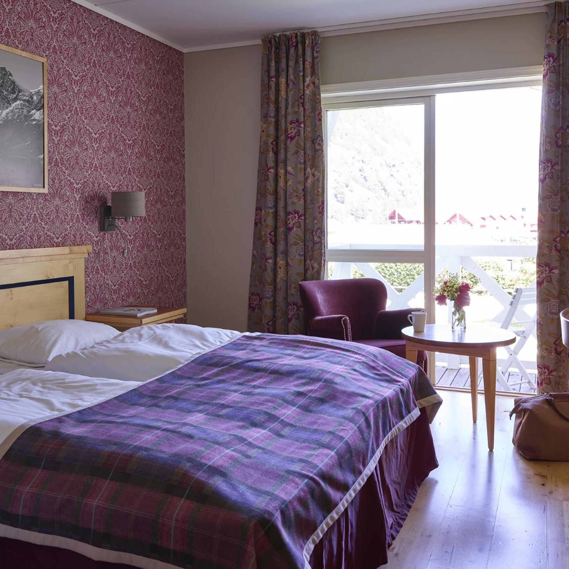 Room, Twin Beds, Balcony or Garden Access