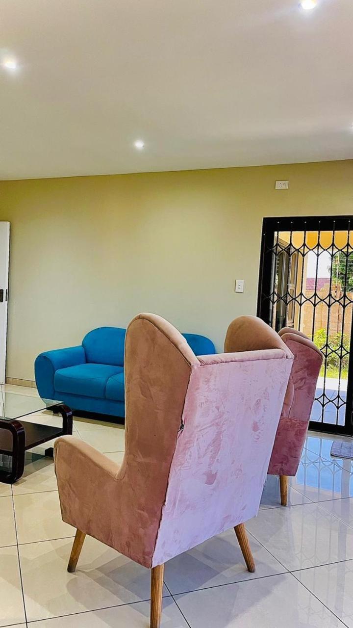 Langelihle Accommodation in Margate 14/37