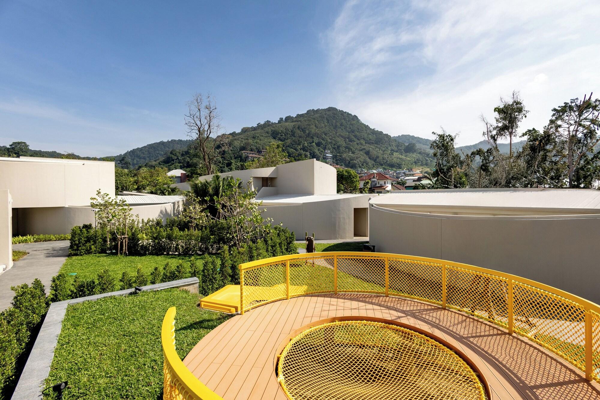 Centara Karon Villas Phuket 48/54