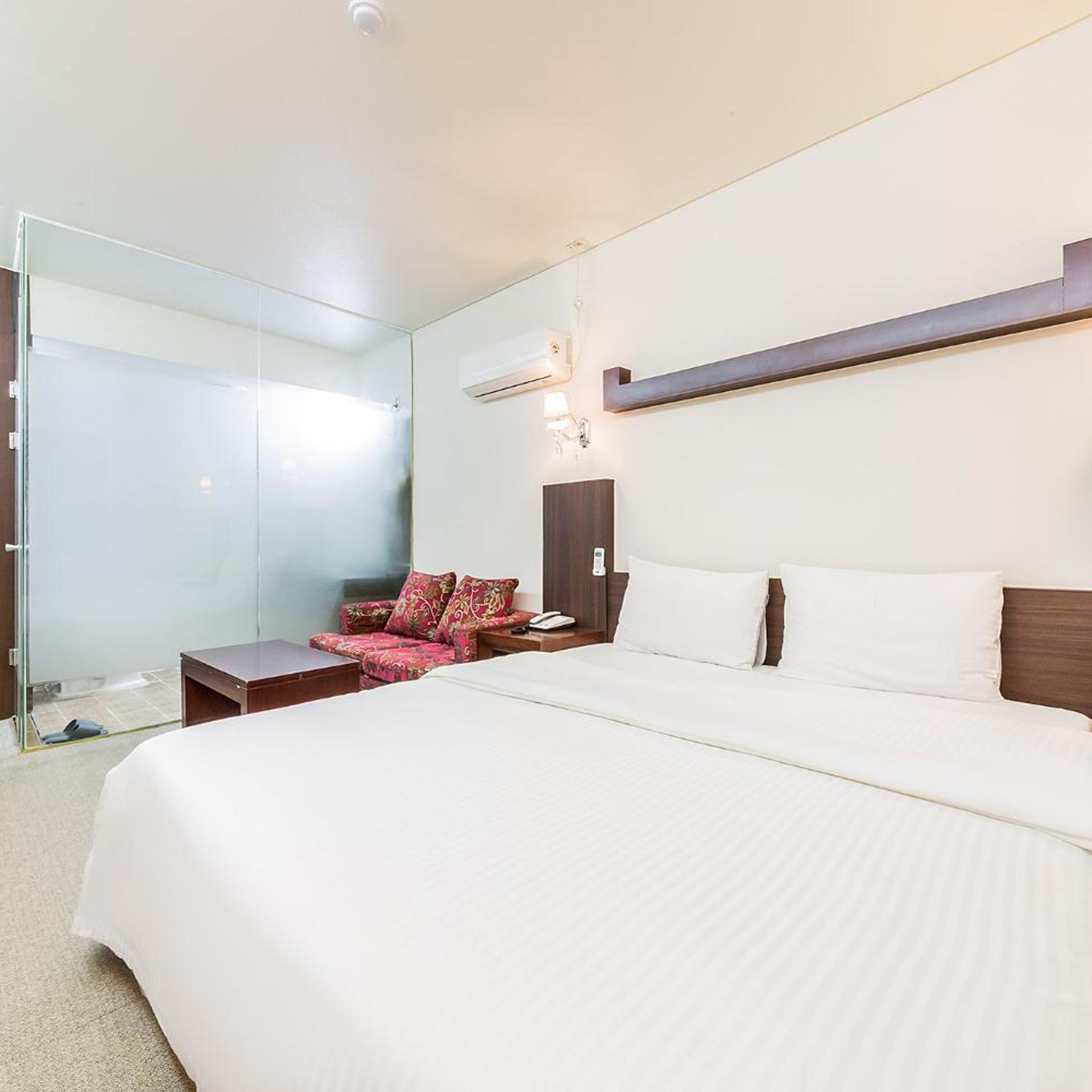 STANDARD, DOUBLE BED