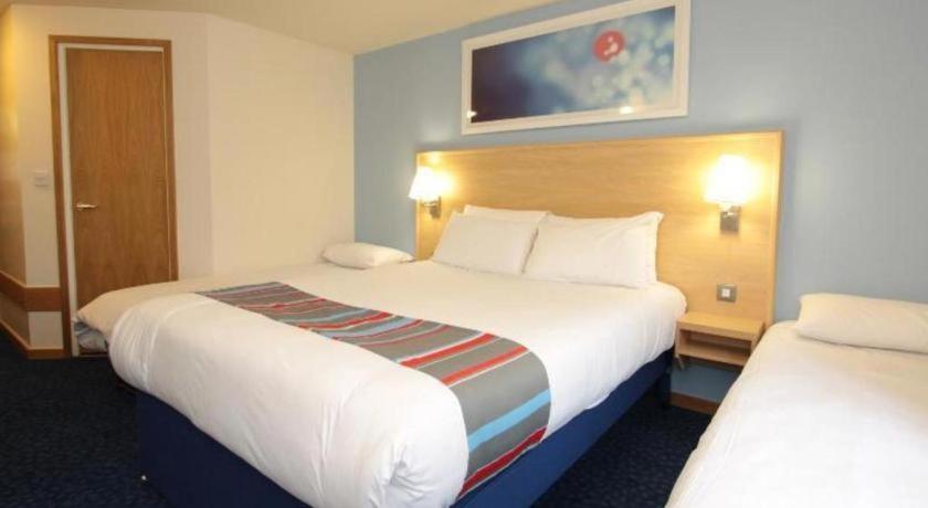 Travelodge Alton Four Marks 5/22