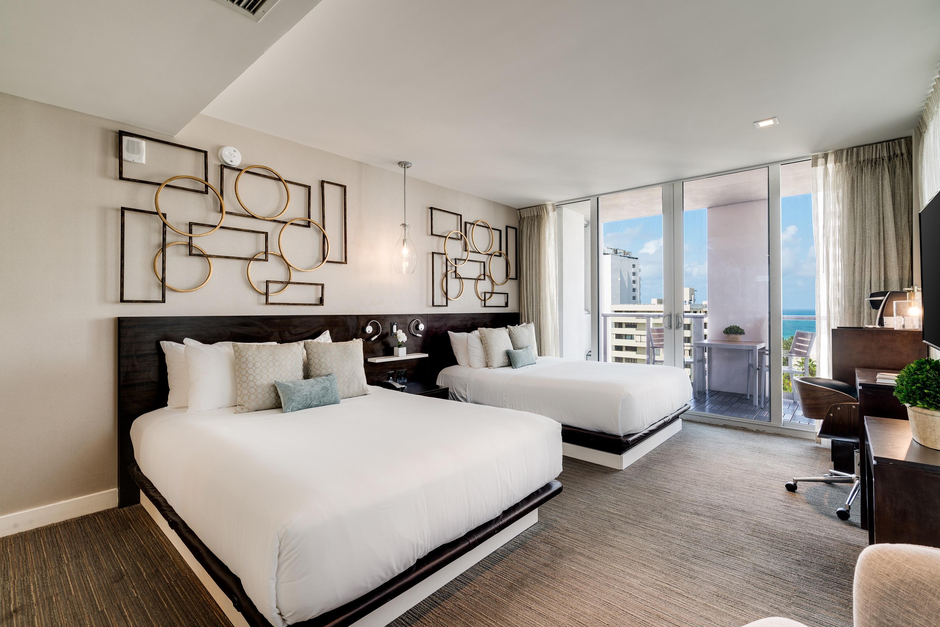 Standard, Double Bed, Lateral Side Sea View