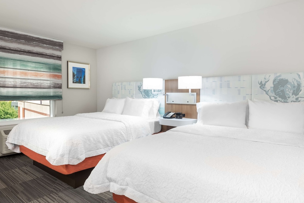 STUDIO, 2 QUEEN BEDS, ACCESSIBLE