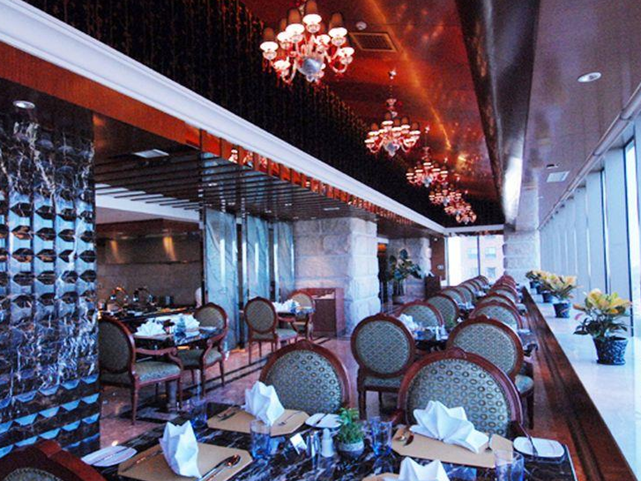 Shenyang Royal Wanxin Hotel 44/56