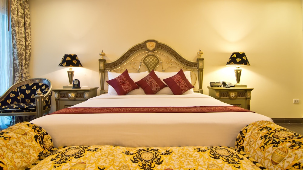 Lk Royal Suite 15/68