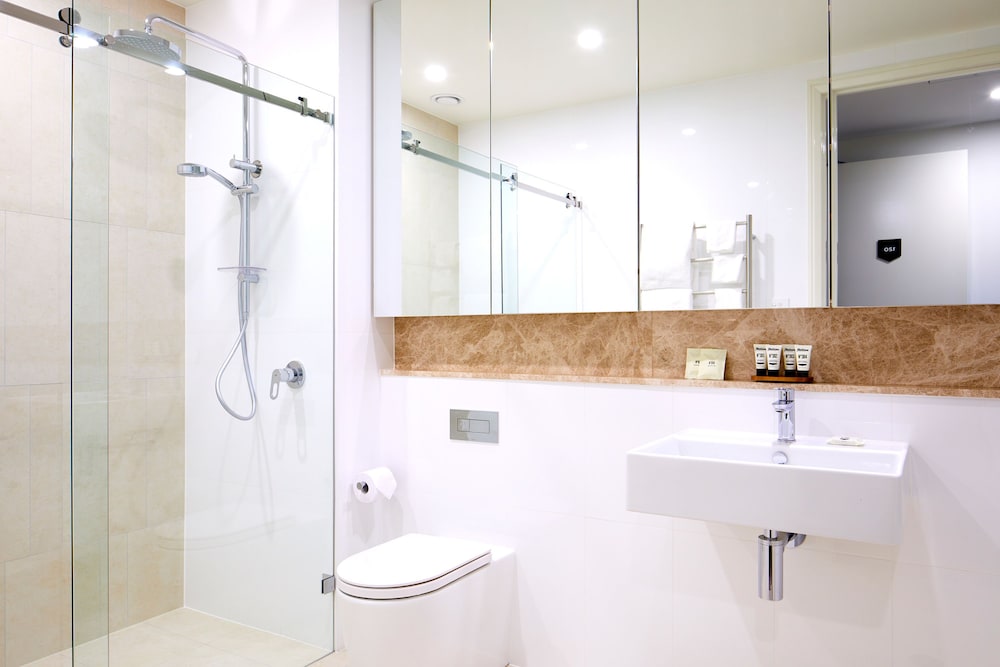 Knightsbridge Canberra 58/61