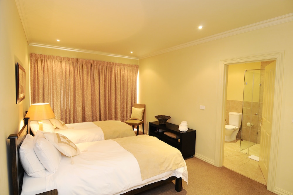 Devonvale Golf and Wine Estate 13/50