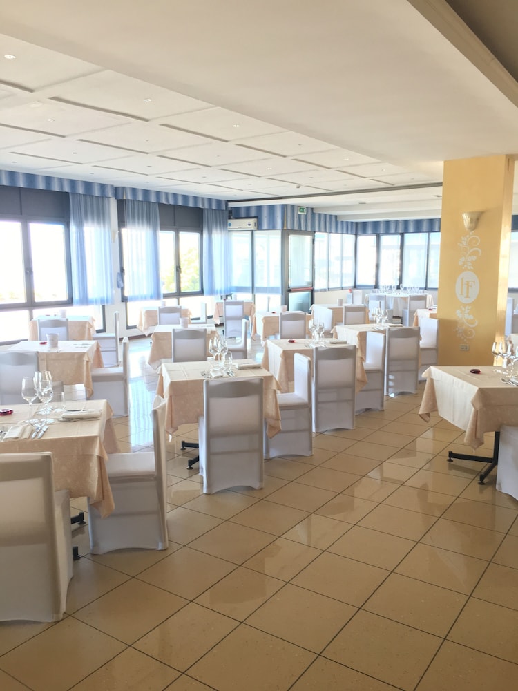 Hotel Friuli 42/50