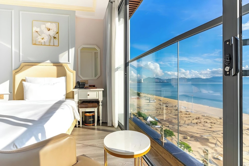 La Vague Hotel 17/20