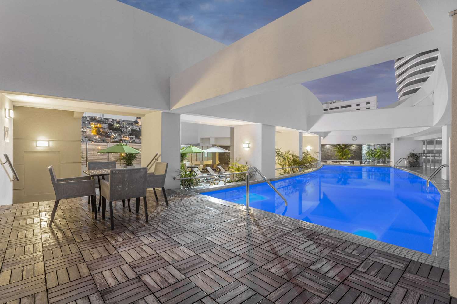 Wyndham Guayaquil Puerto Santa Ana 37/63