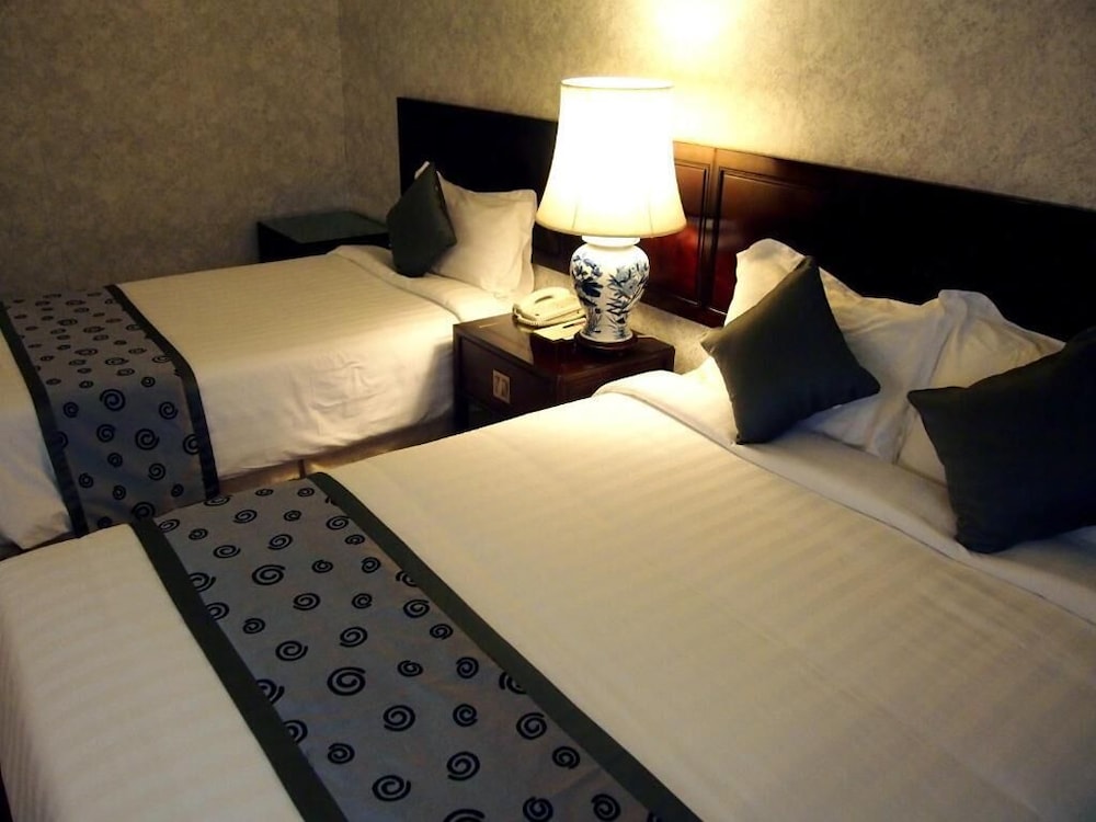 Hotel Royal Singapore 22/70