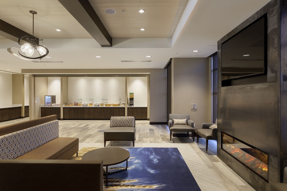 SpringHill Suites by Marriott Topeka Southwest 8/28