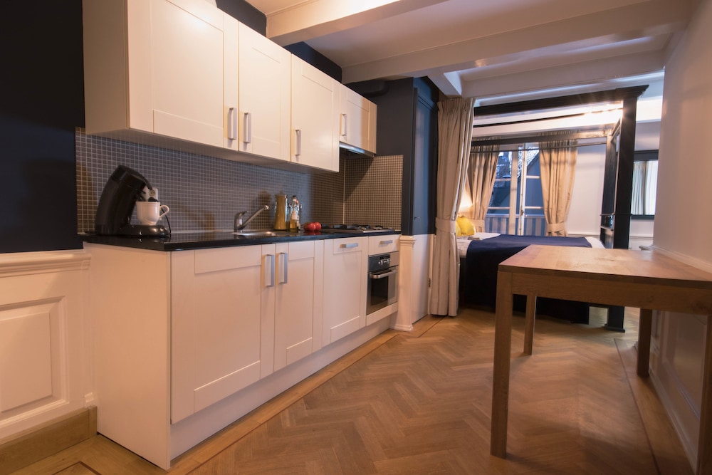 Canal Suites Amsterdam 4/65