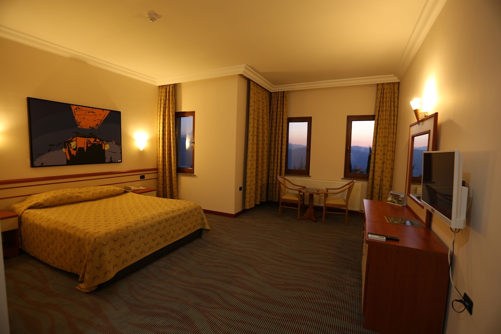 Ermenek Selcuklu Otel 13/26