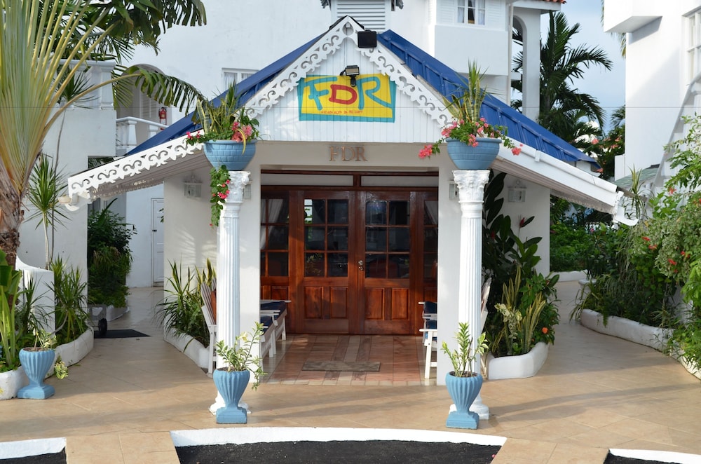 FRANKLYN D. RESORT AND SPA 3/50