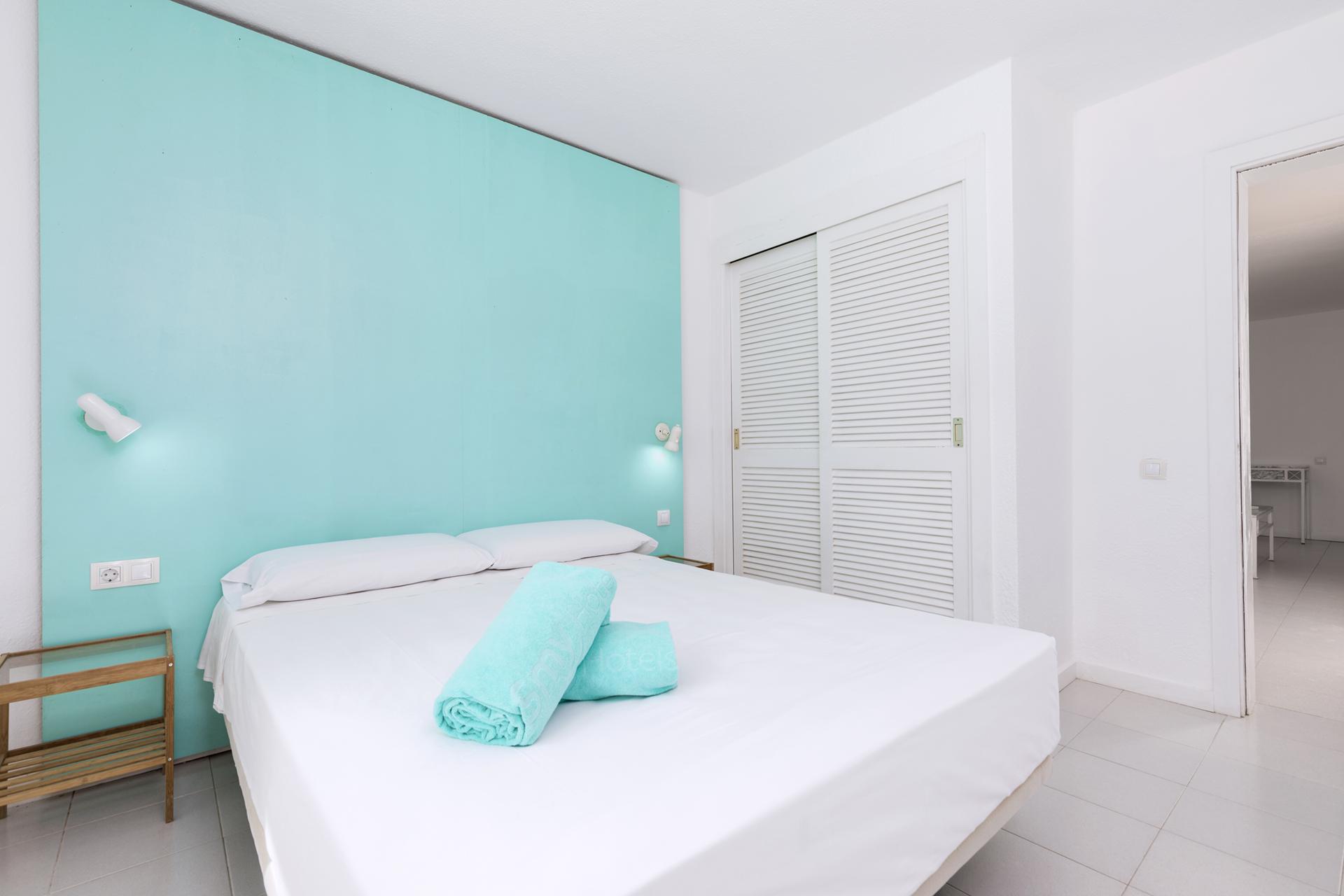1 Bedroom, Lounge, Balcony or Terrace