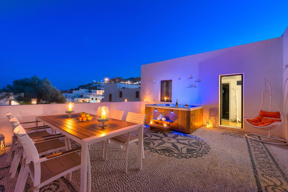 HOTEL LINDOS DIAMOND EXCLUSIVE VILLA 3/37
