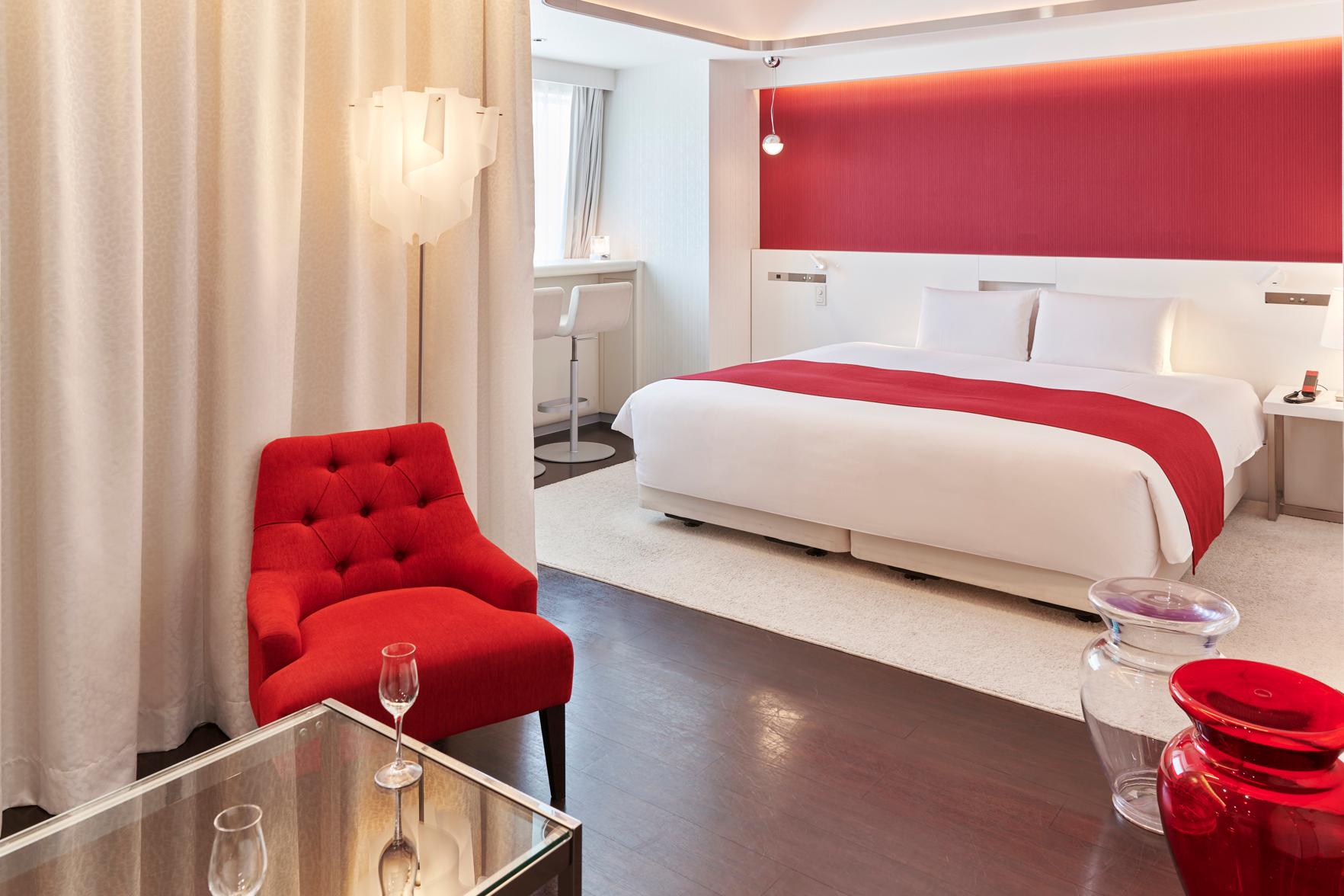 Suite, Double Bed, Cross Floor