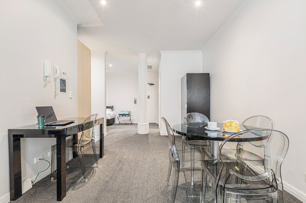 Punthill Flinders Lane 52/64