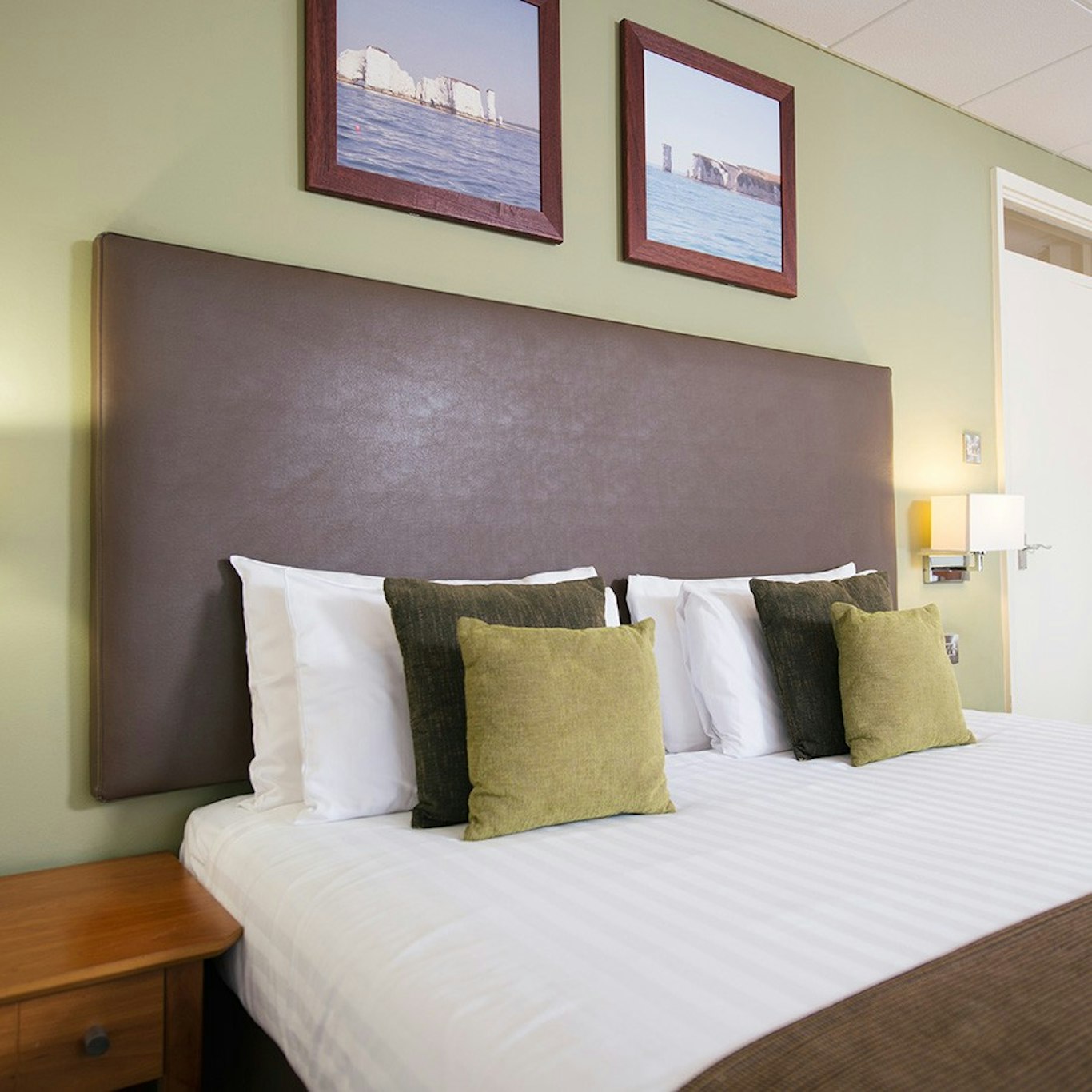 Sandbanks Hotel 37/61