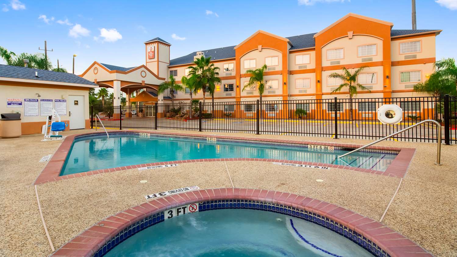 Best Western Plus Houston Atascocita Inn & Suites 2/39