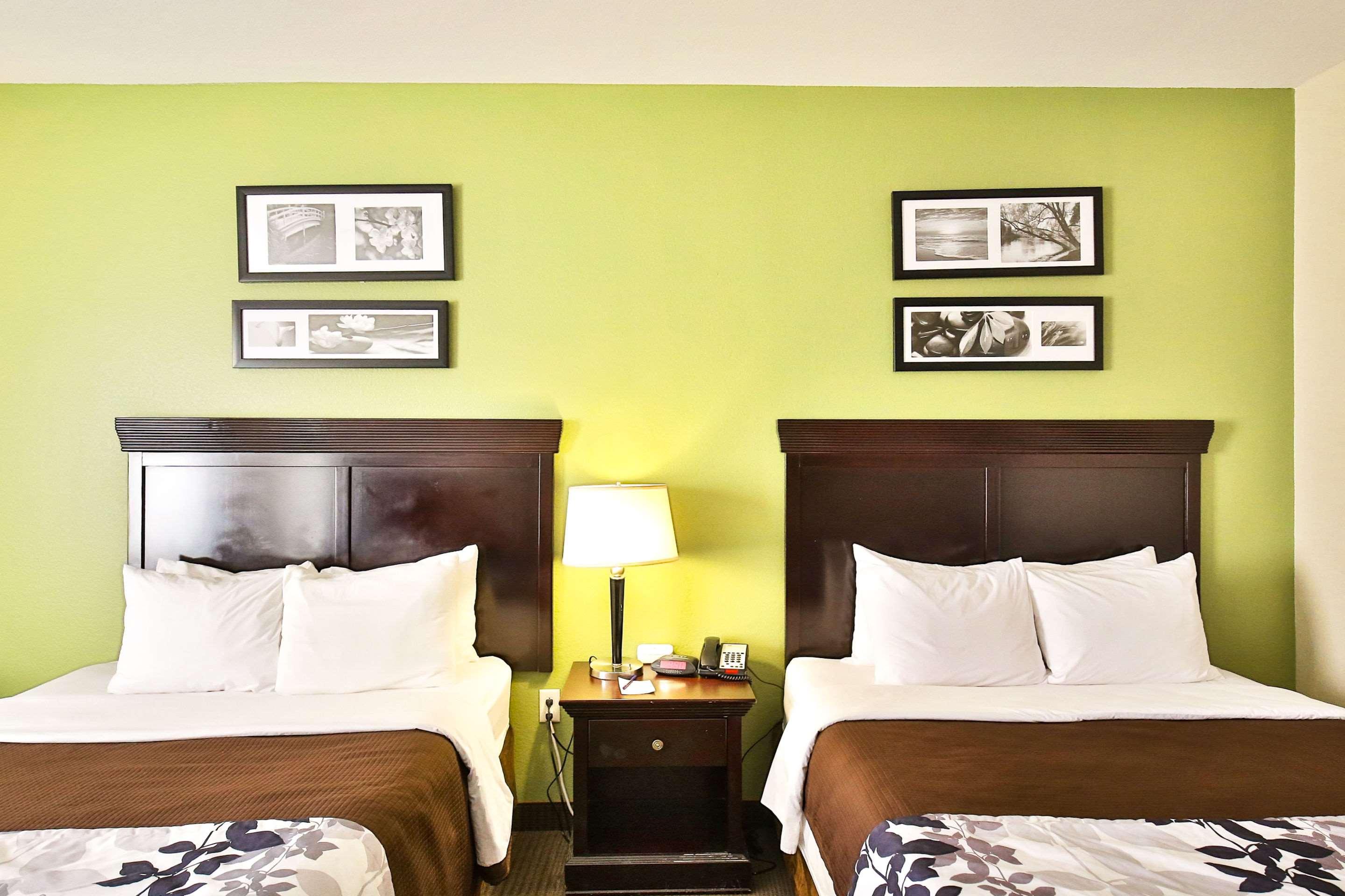 SUITE, 2 QUEEN BEDS, ACCESSIBLE