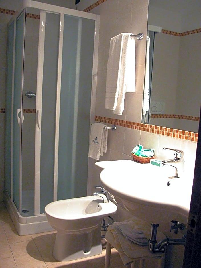 Hotel Calabresi 47/48