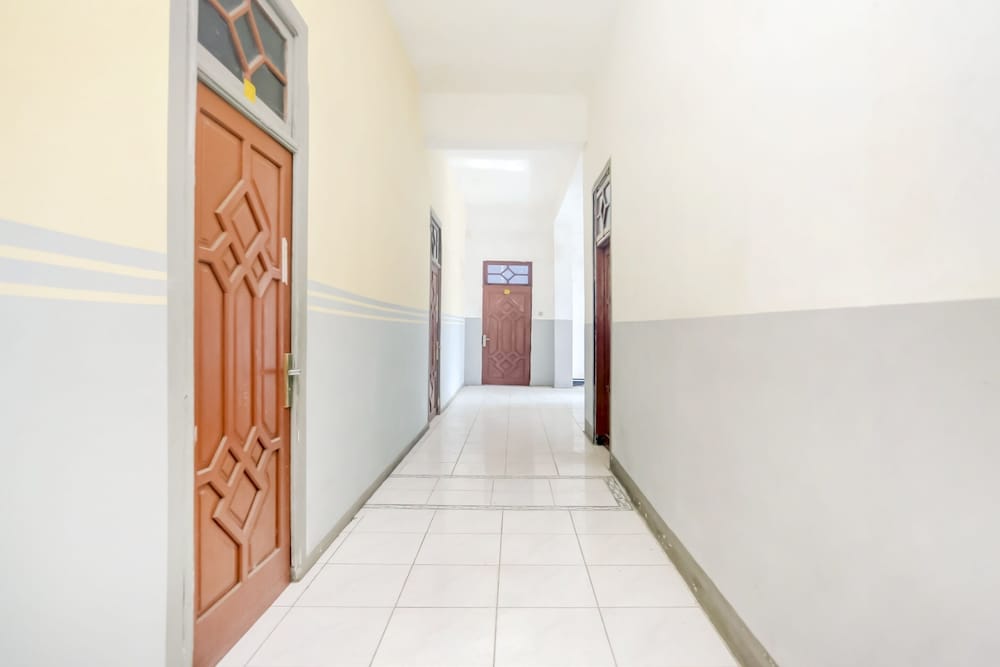 OYO 2301 Hocky Guest House 19/22