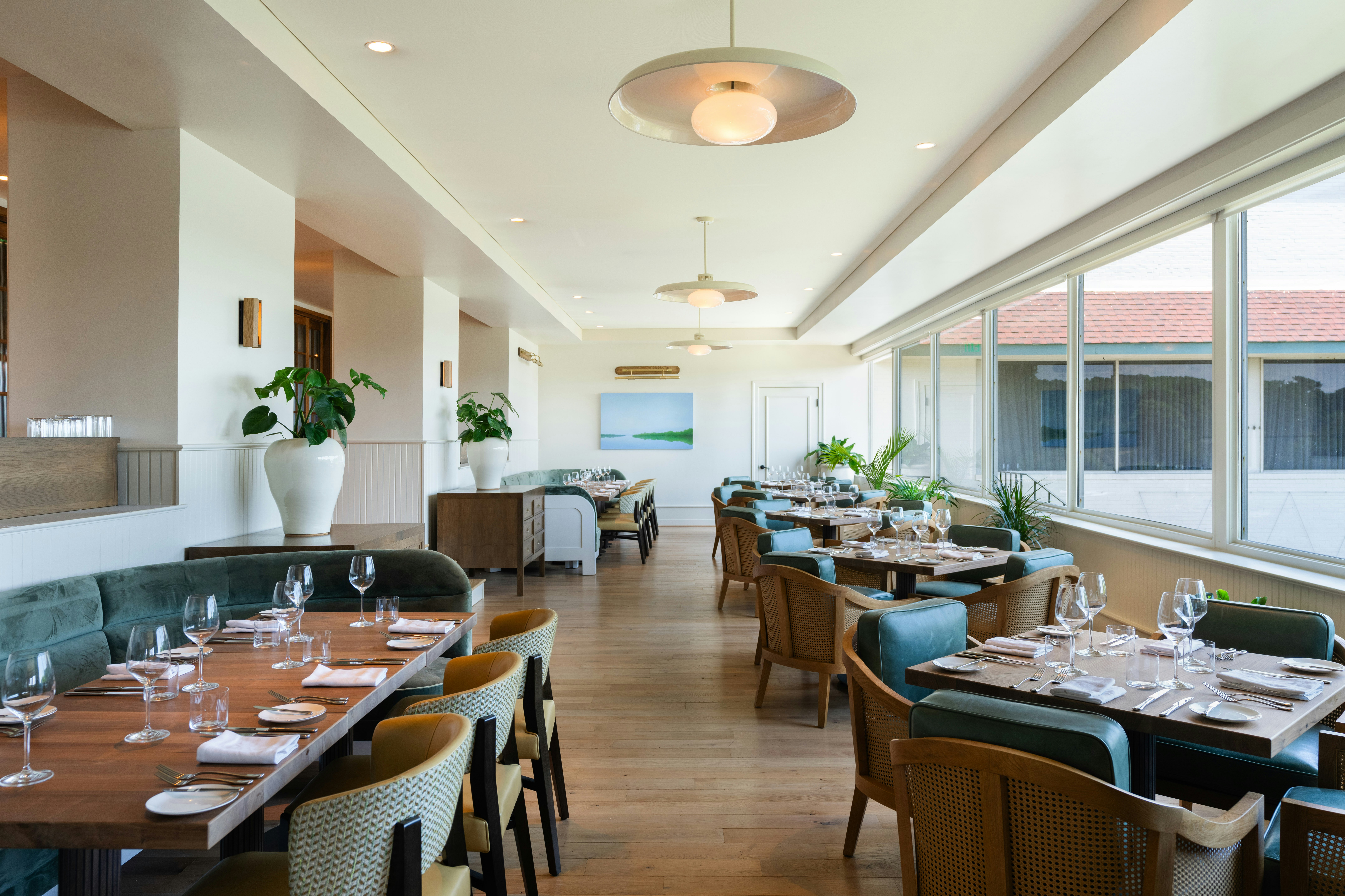 Tides Inn 62/76
