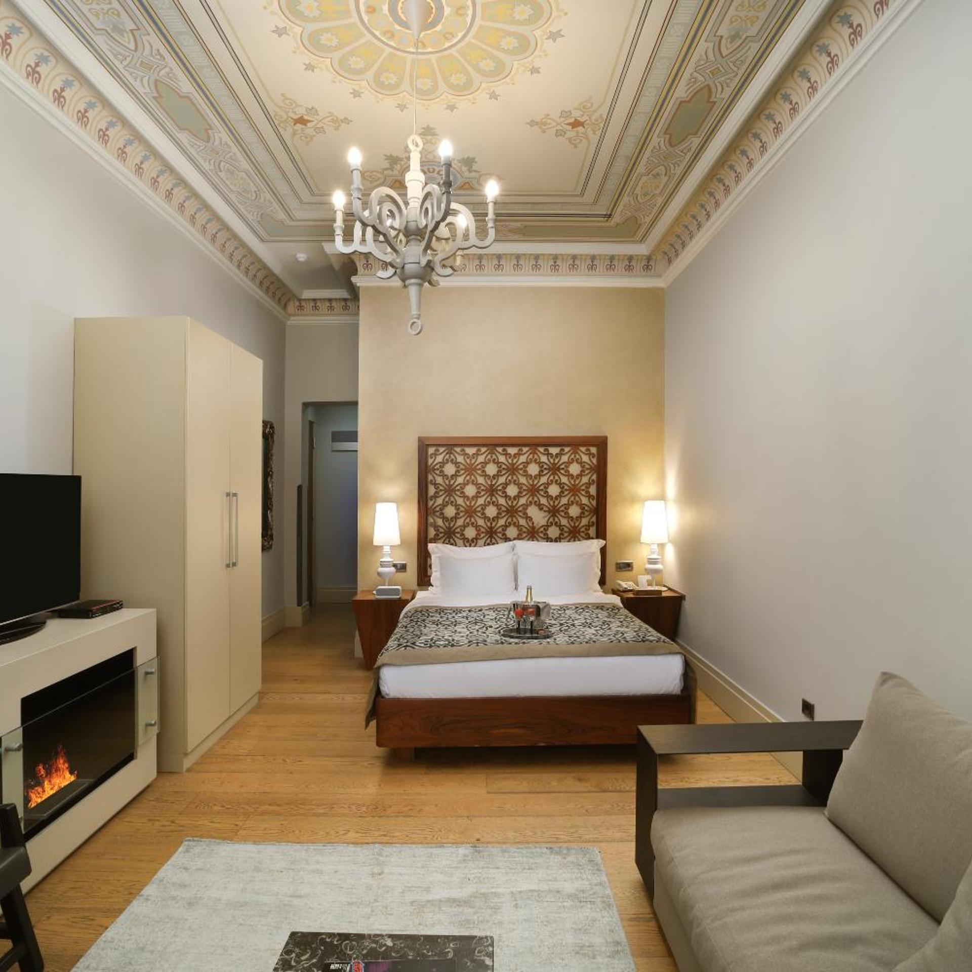 Deluxe, Double Bed, Sofa