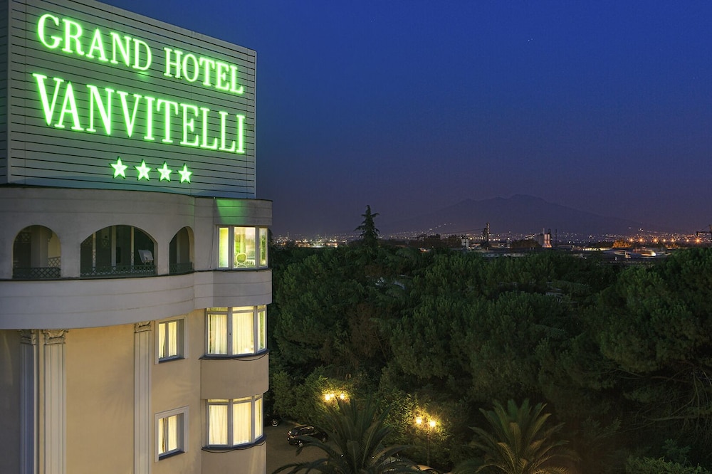 GRAND HOTEL VANVITELLI in CASERTA