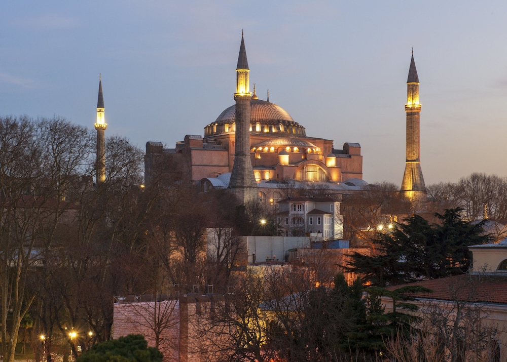 Romance Istanbul Hotel 4/75