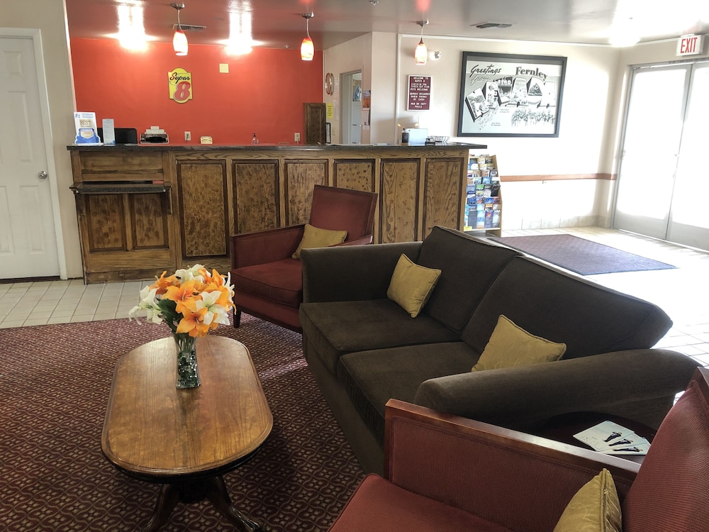 Super 8 By Wyndham Fernley 18/25