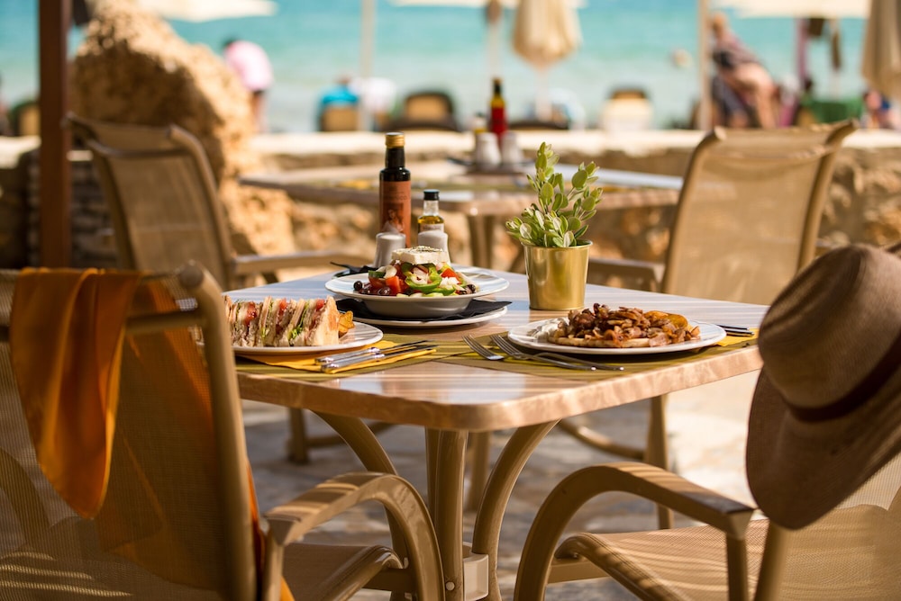 Kernos Beach Hotel and Bungalows 25/50