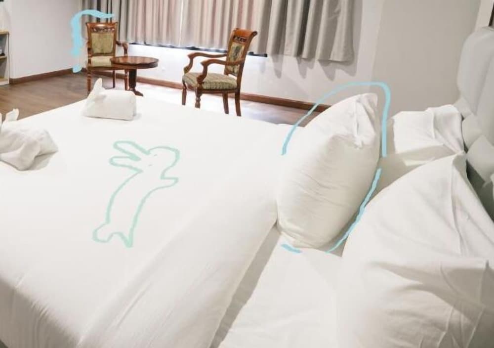 Chanthaburi Center Hotel 19/40
