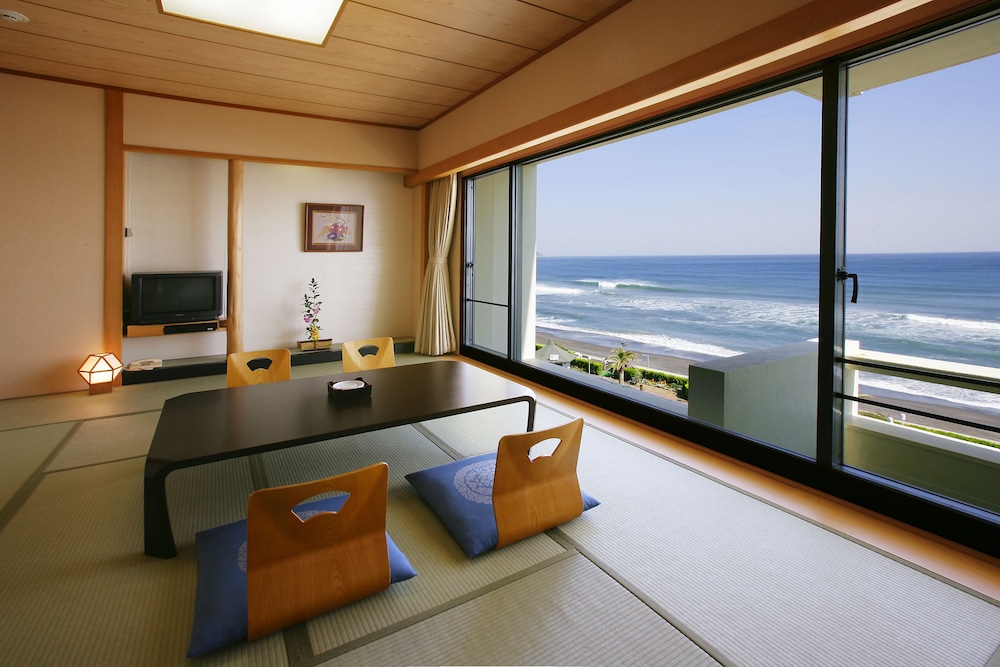 KAMOGAWA GRAND HOTEL 30/49