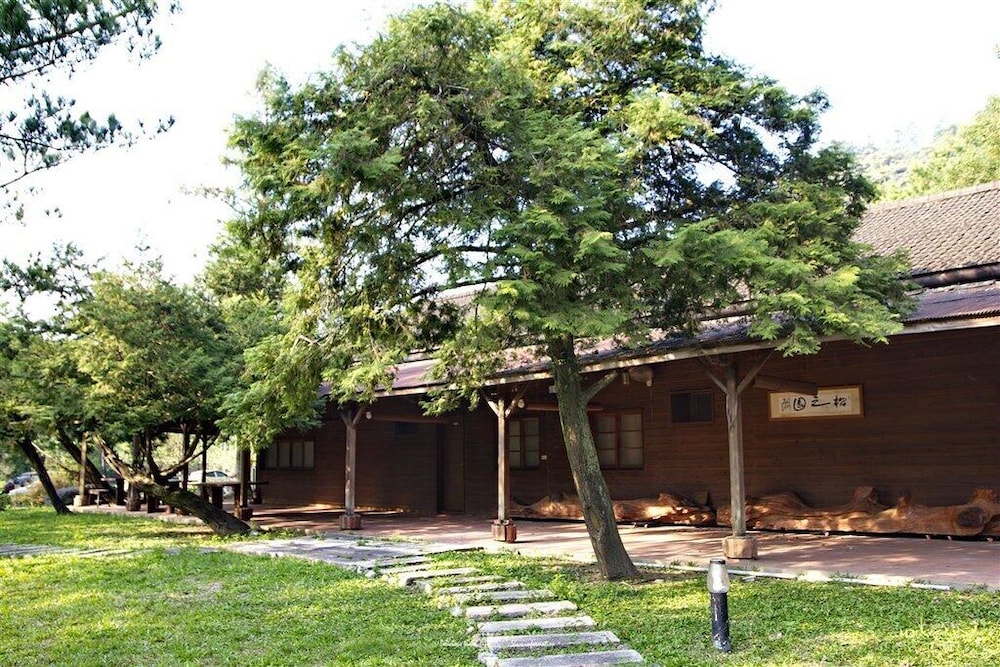 Zen and Pine Resort 60/63