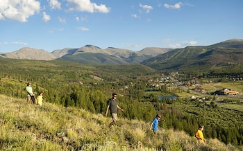 Winter Park Mountain Lodge 22/37