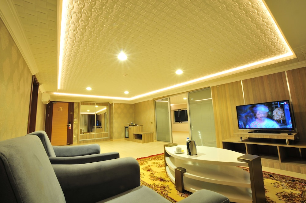 Ramada By Wyndham Usak 34/48