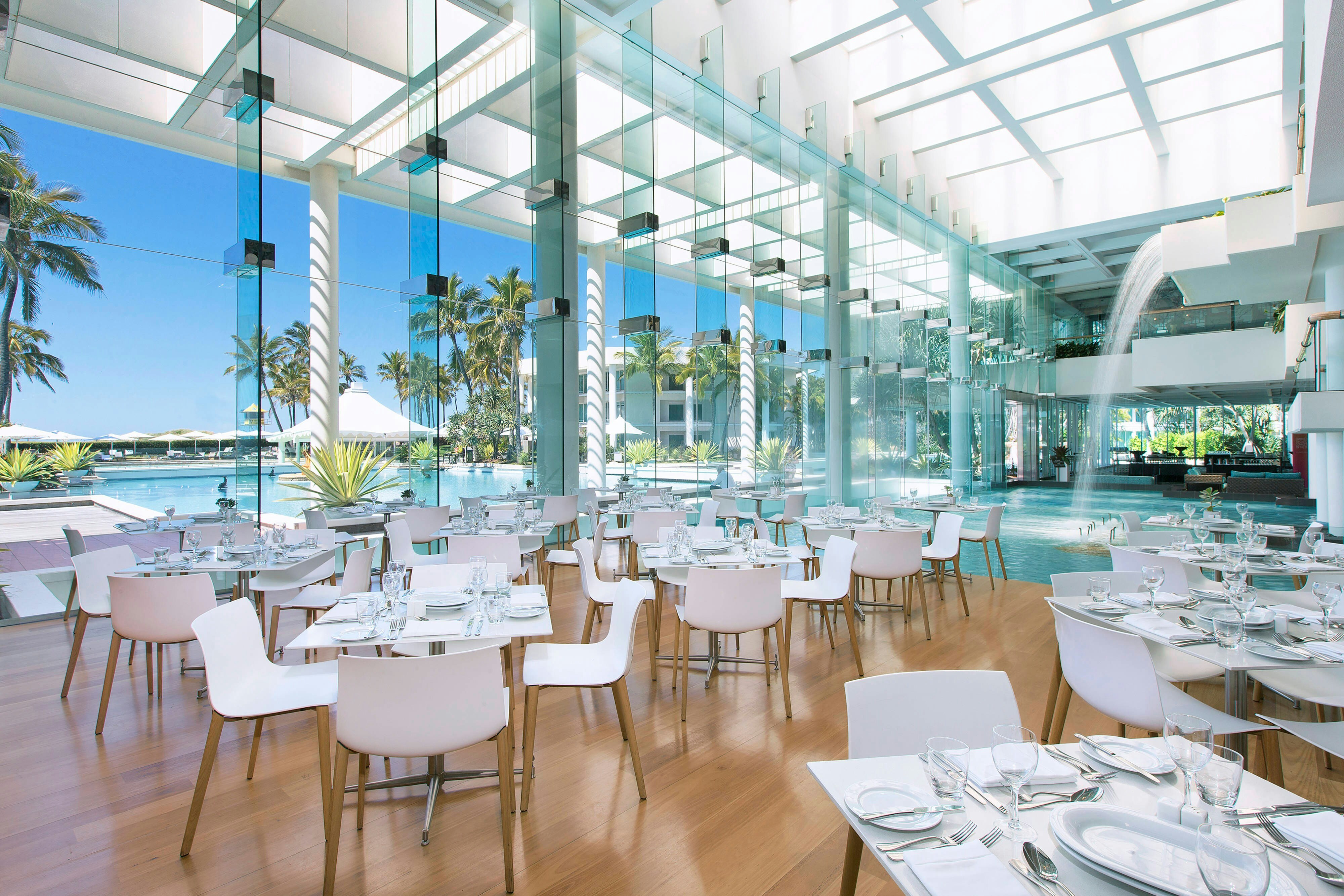 SHERATON GRAND MIRAGE RESORT, GOLD COAST 12/39