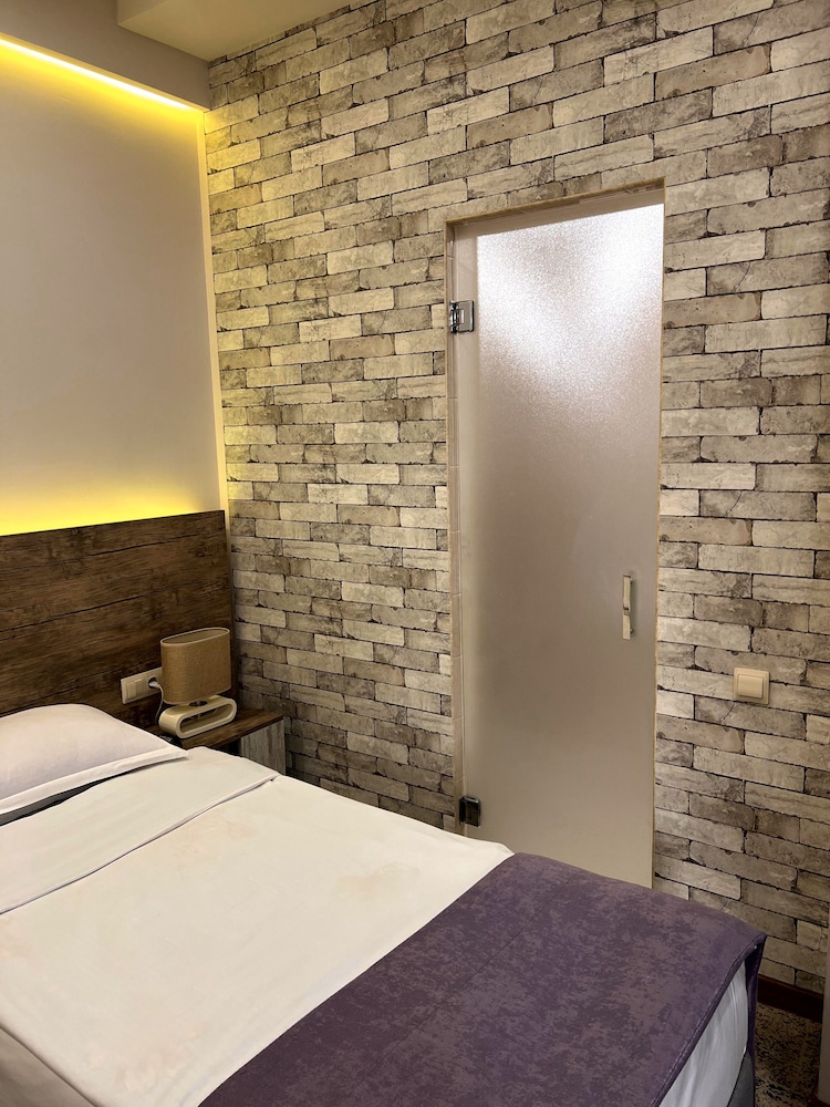 Regard Hotel Yerevan 12/28