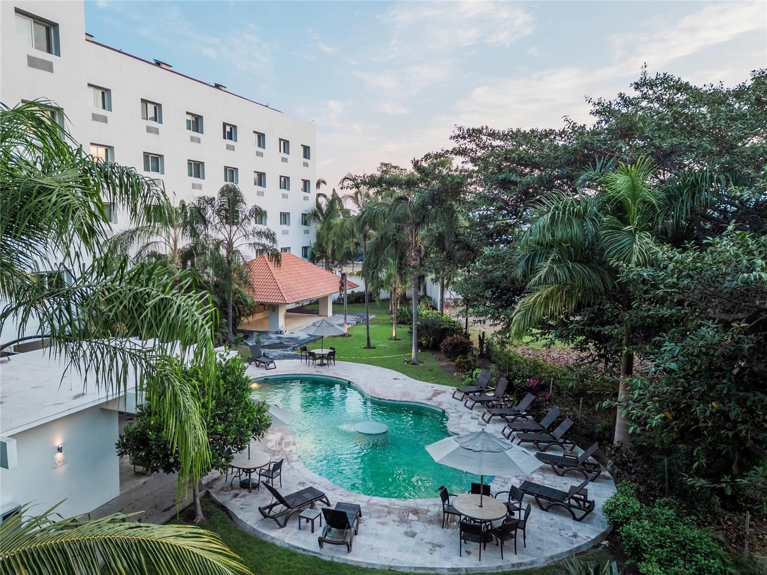 Comfort Inn Puerto Vallarta Golfside & Marina 33/36