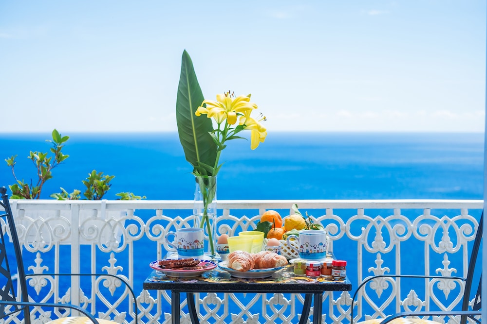 B B Casa Nilde Positano 35/66