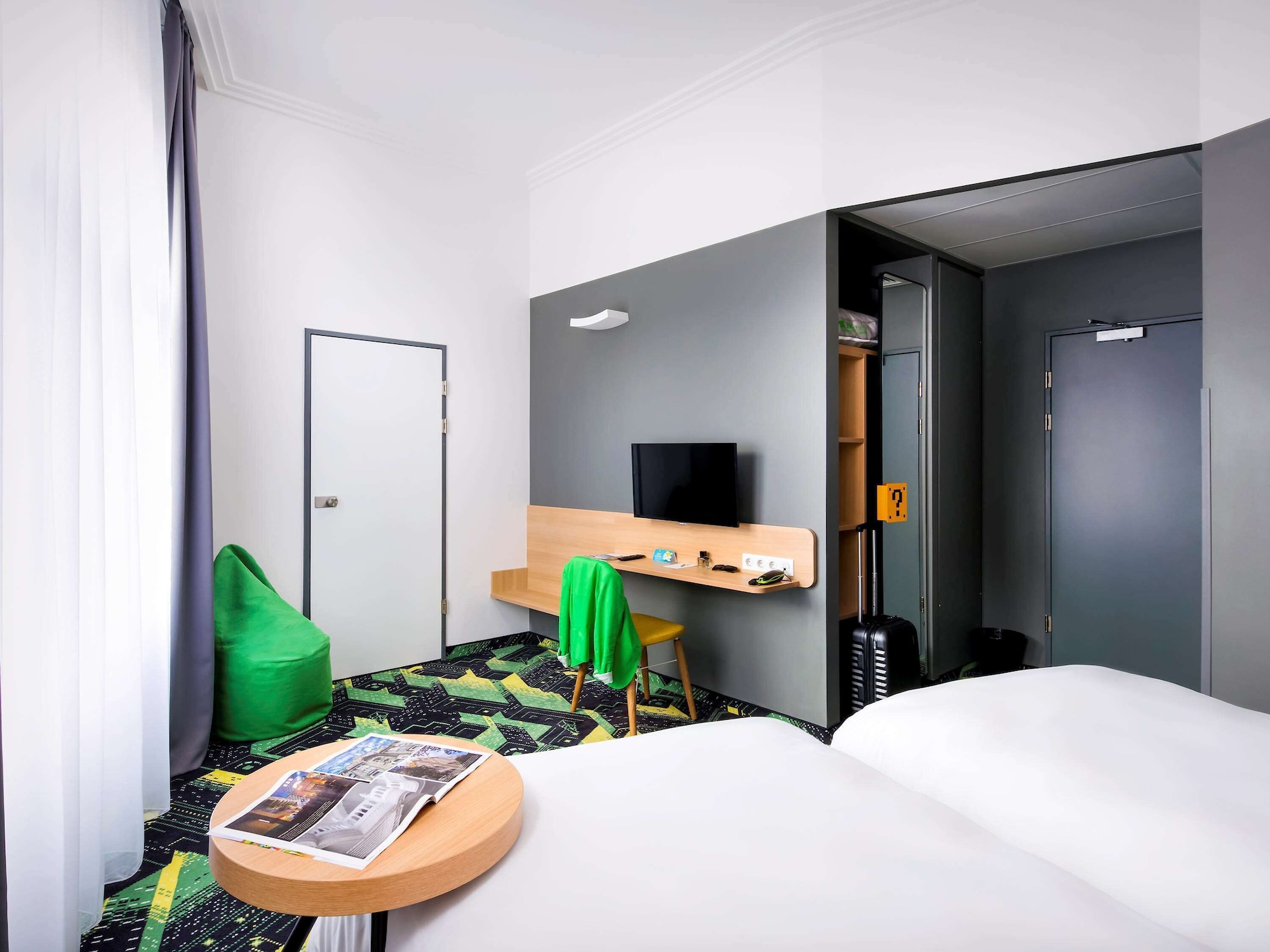 Design, Twin Beds