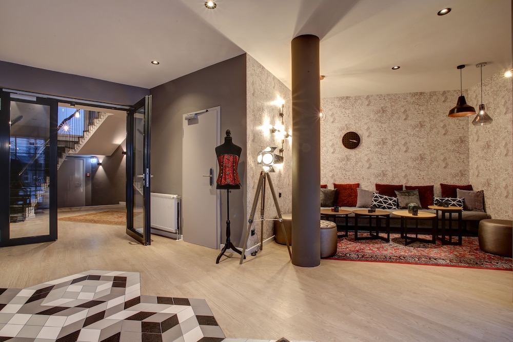 B&B HOTEL Hamburg-Hbf 27/49