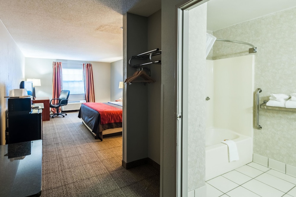 غرفة قياسية بسرير كينج، Quality Inn Solomons - Beacon Marina 5/5